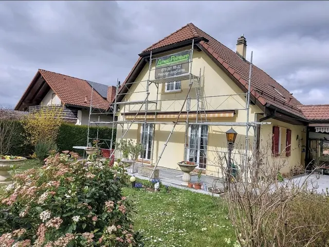 Maison à Yverdon en cours de rénovation de façade